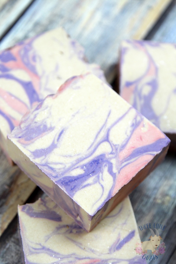 Mixing Soap Fragrances for Custom Soap Scents